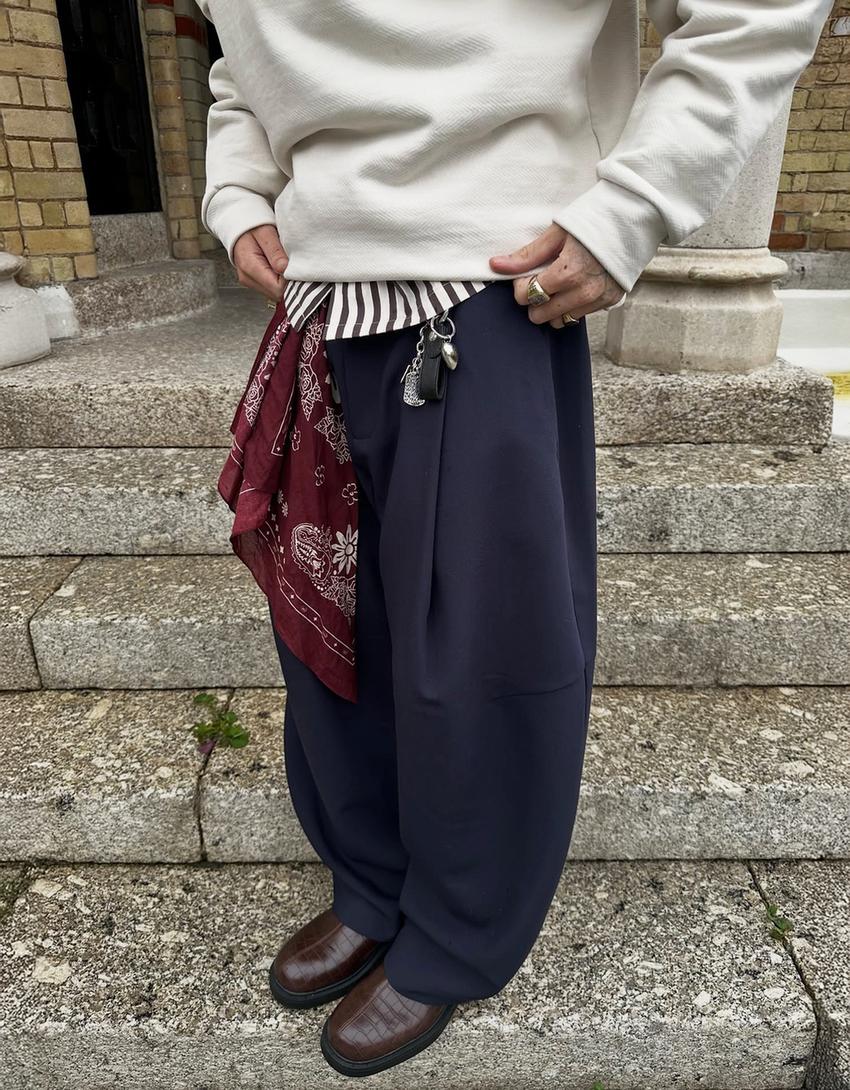 Pantalon barrel fit à pinces tailoring-Marine