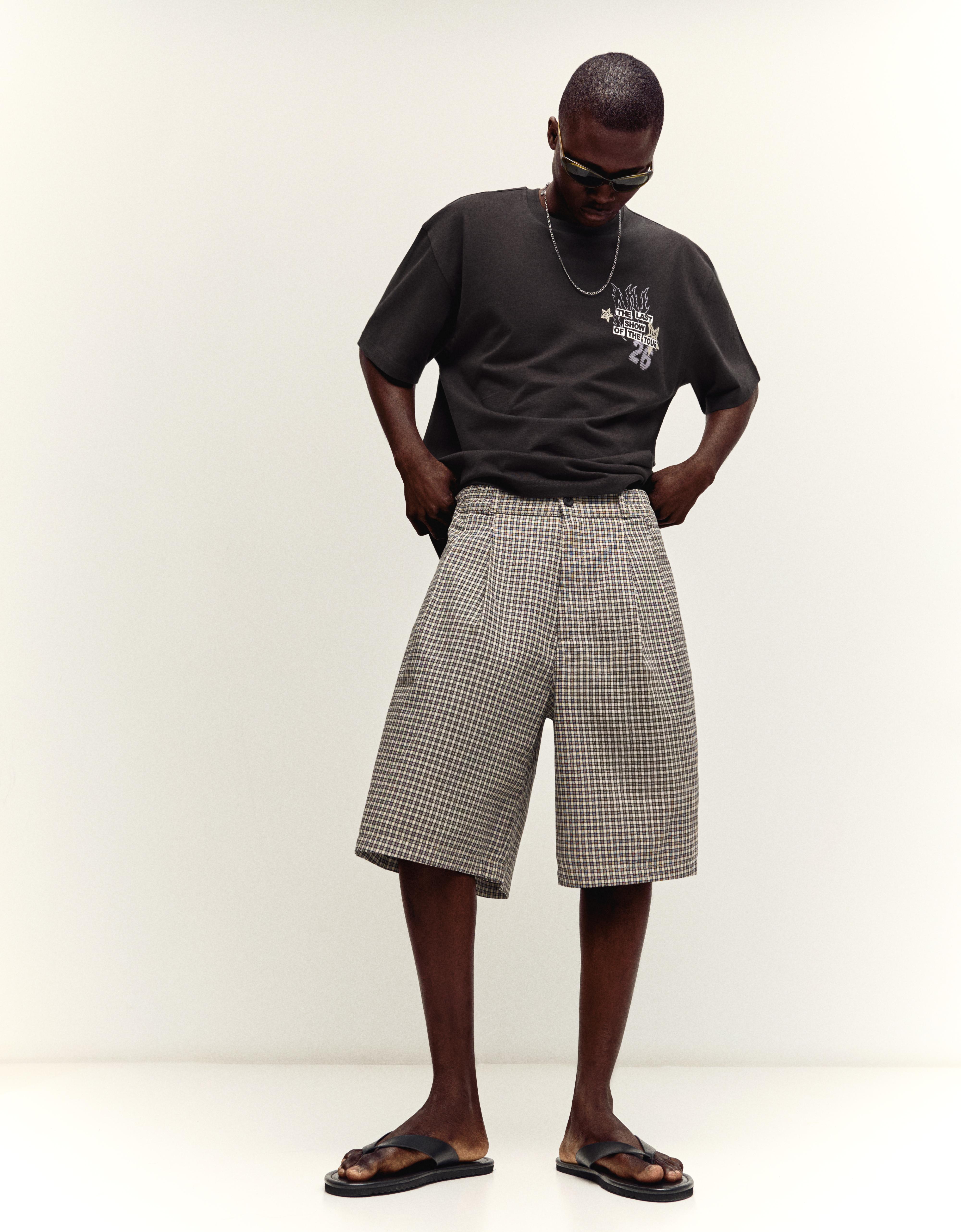 Checked baggy Bermuda shorts — Black