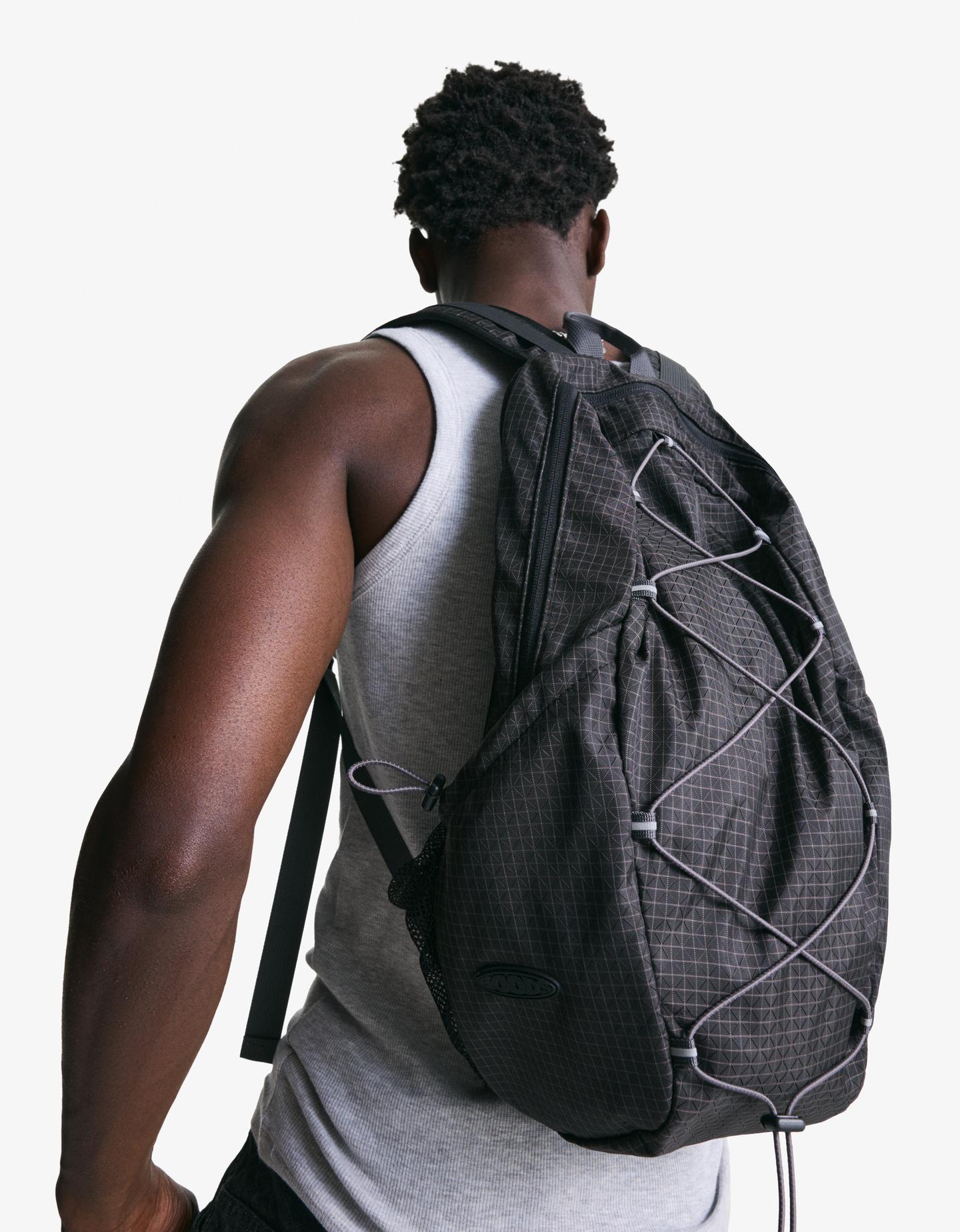 Bershka plecak sportowy czarny