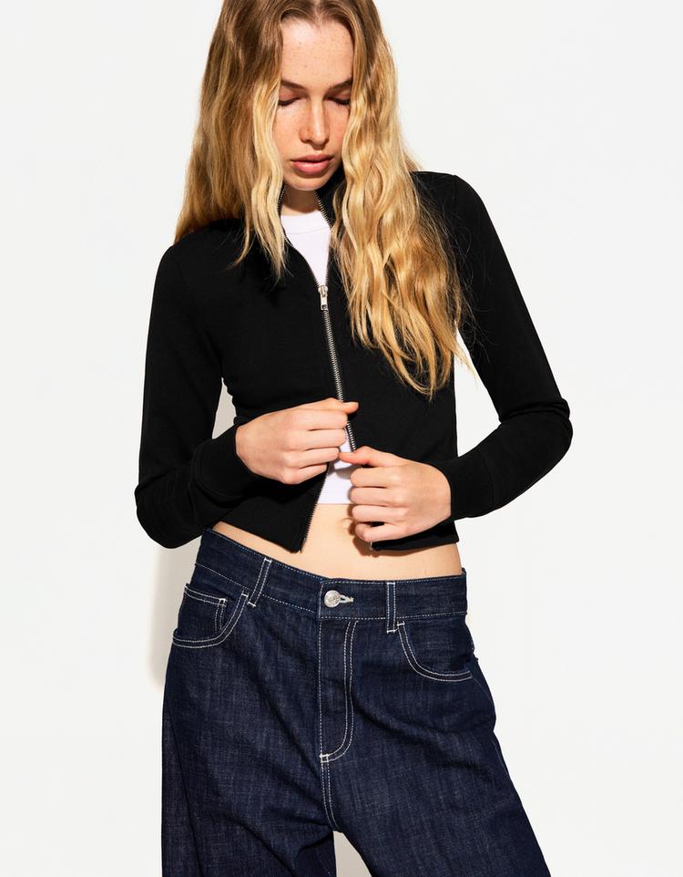 Fermuarlı dik yaka sweatshirt
