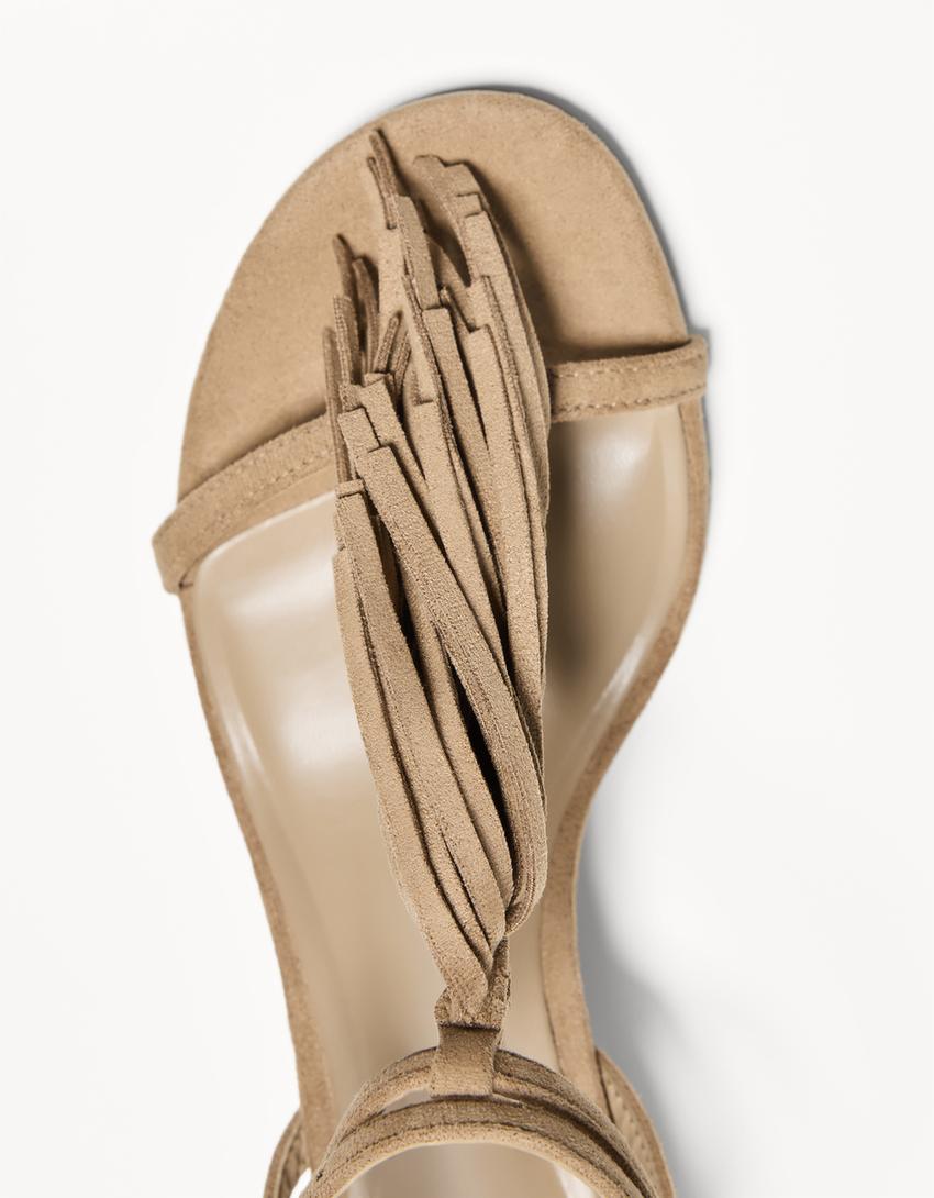 Kitten-heel sandals with fringing-SAND-3