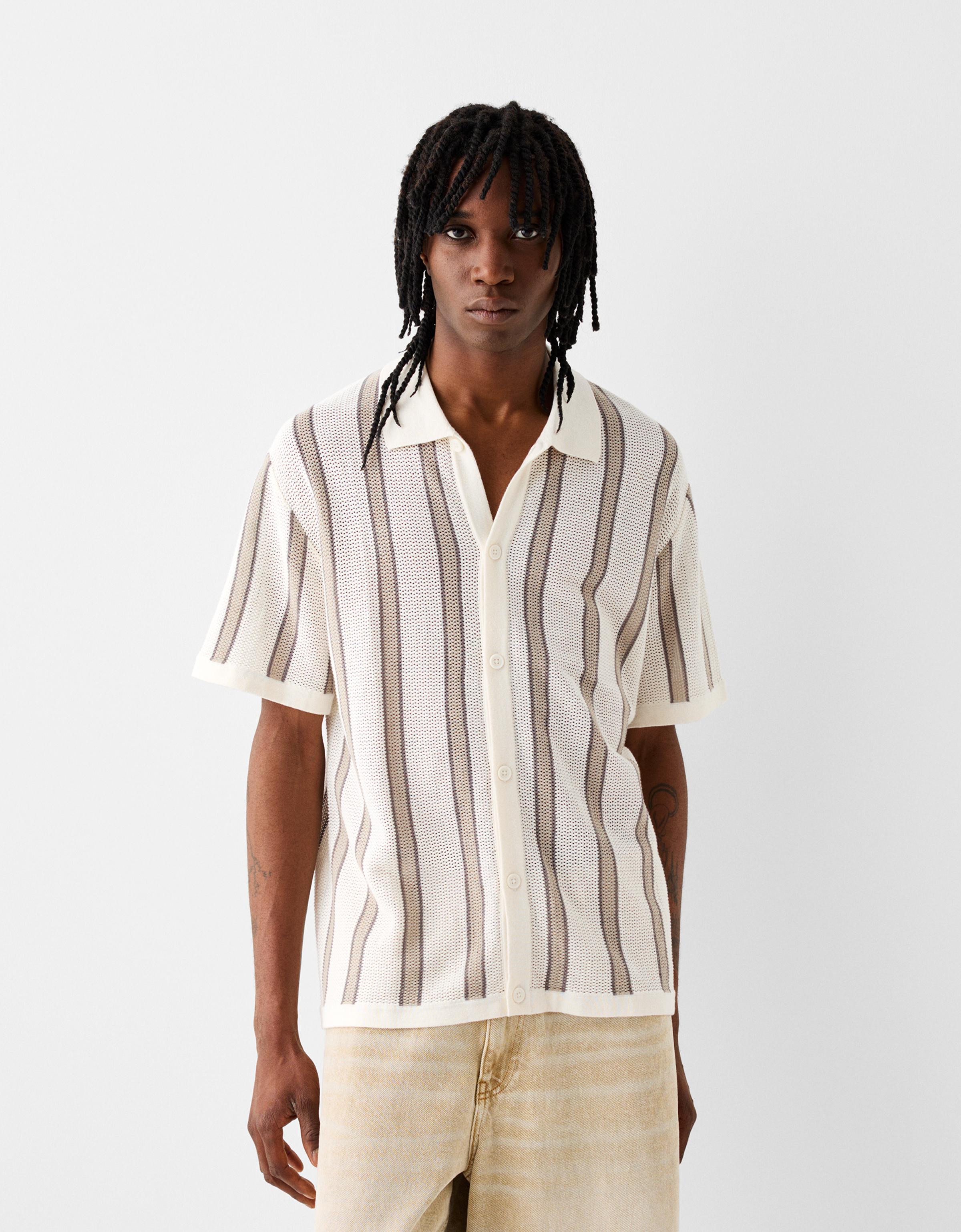 Camisa manga corta estructura rayas Hombre Bershka