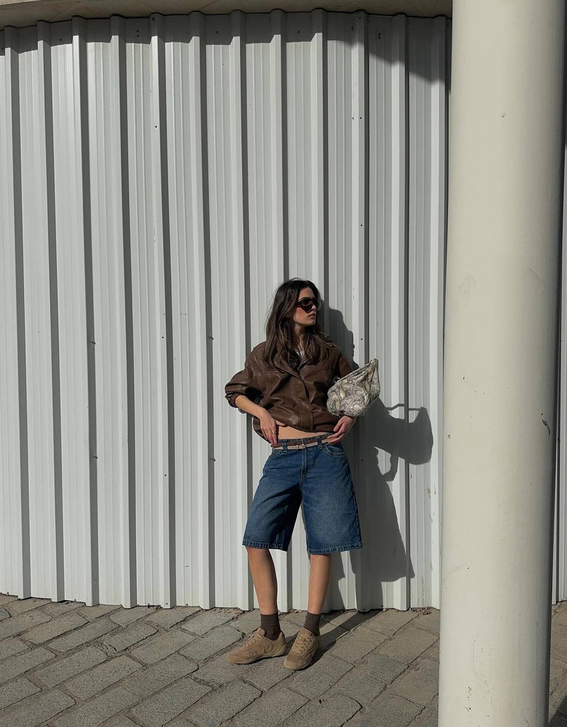 Baggy denim shorts