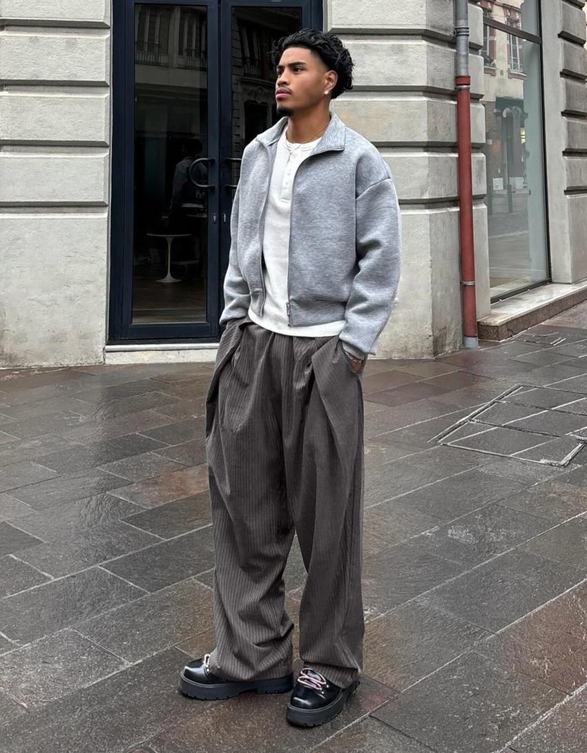 Peenetriibulised ülilaiad püksid-Hall