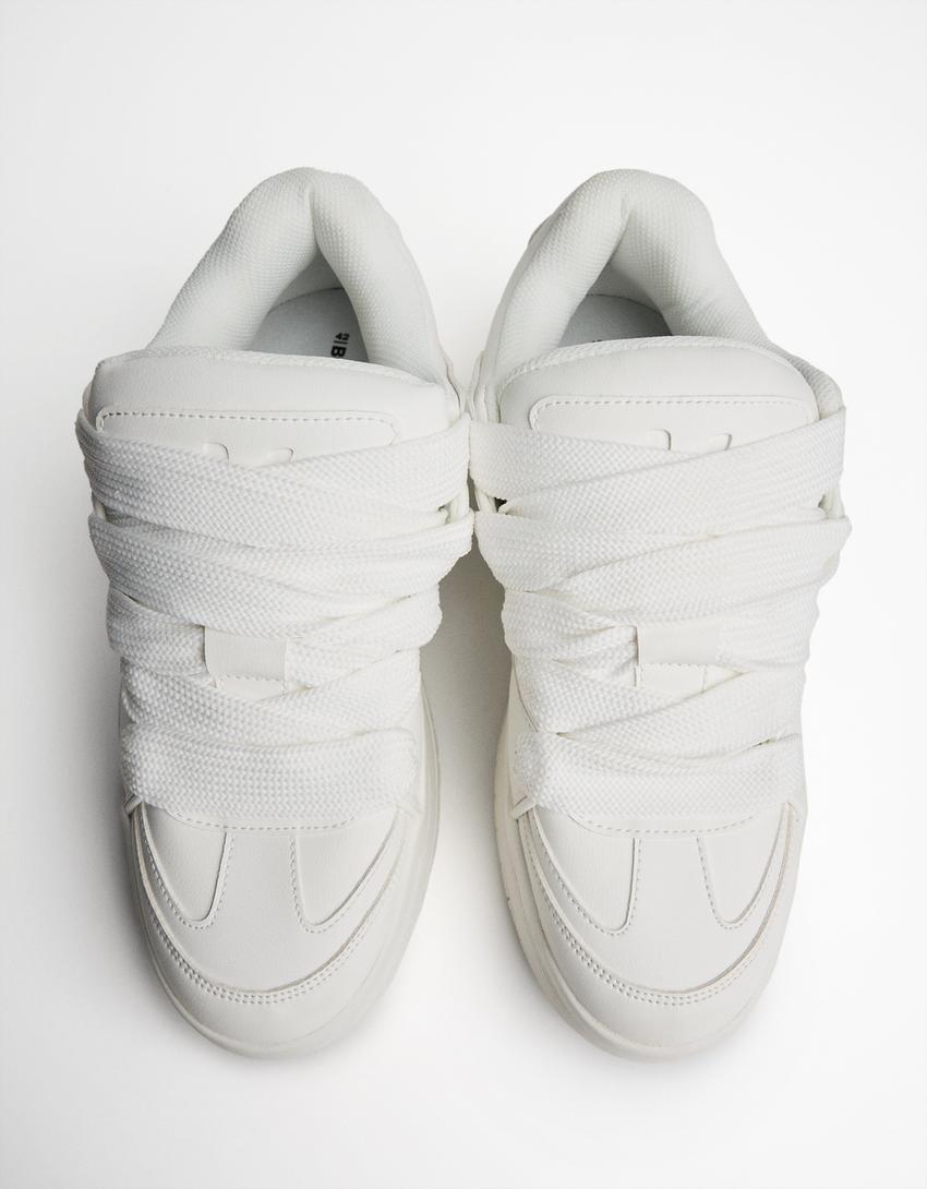 Skater sneakers met dikke zool-Wit