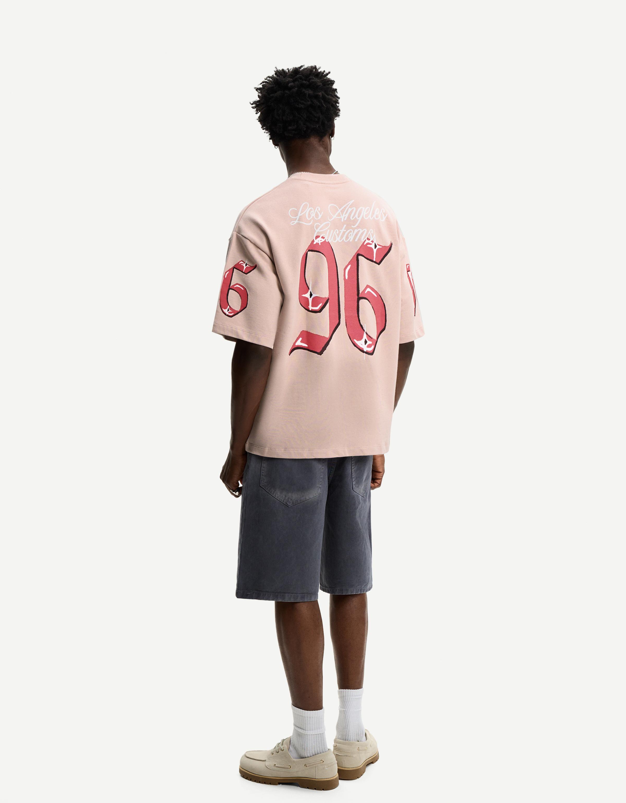 Printed short sleeve plush T-shirt - Men | Bershka