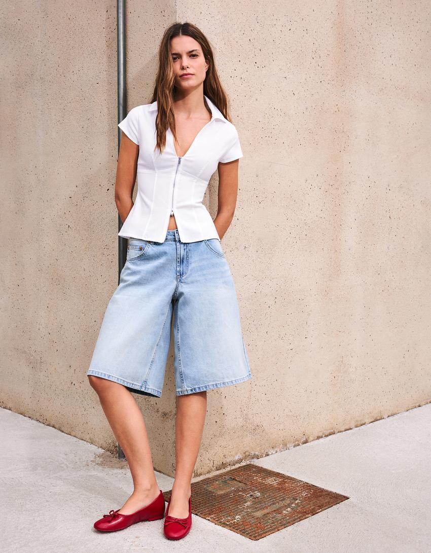 Košulja kratkih rukava sa rajsferšlusom i dezenom-Bela