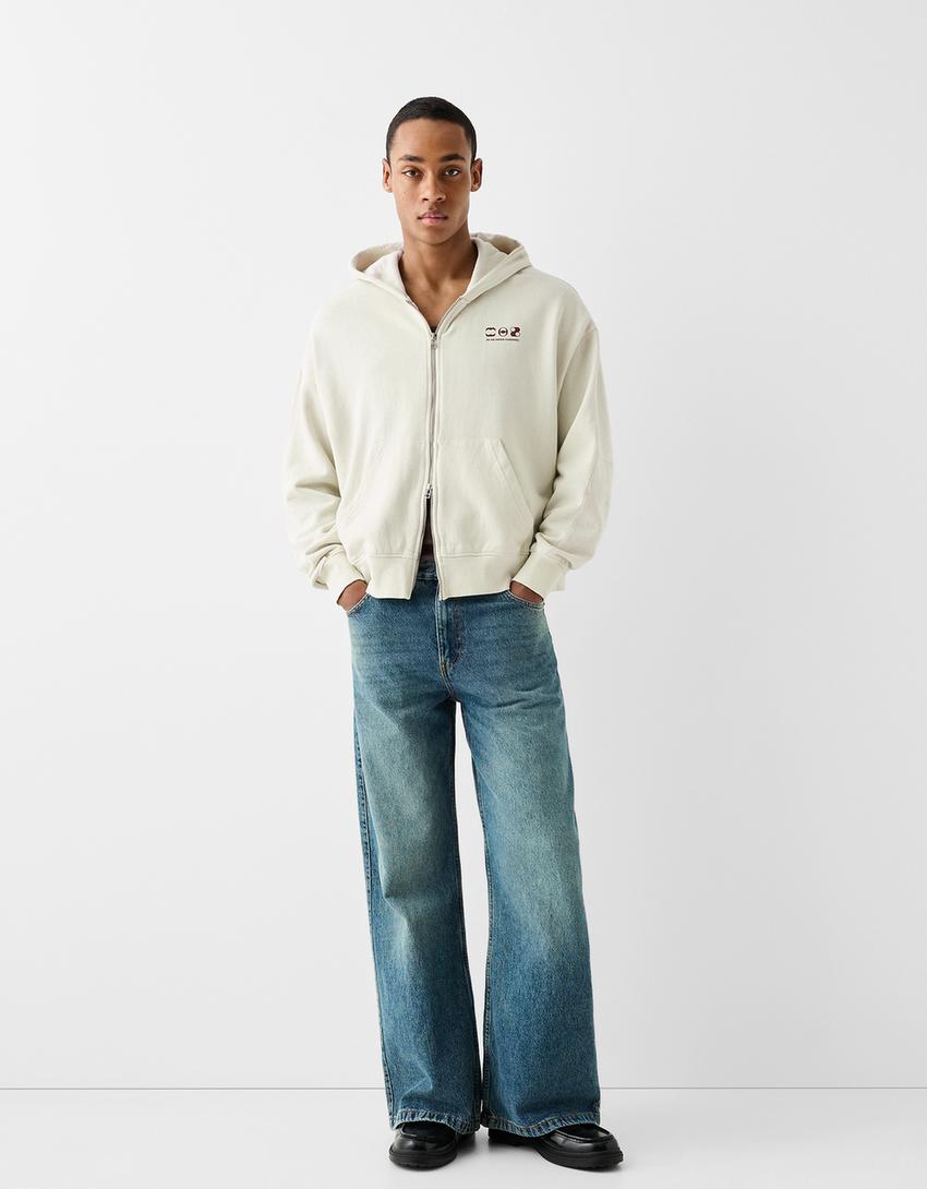 Casaco com capuz cropped estampado-Cinza-3