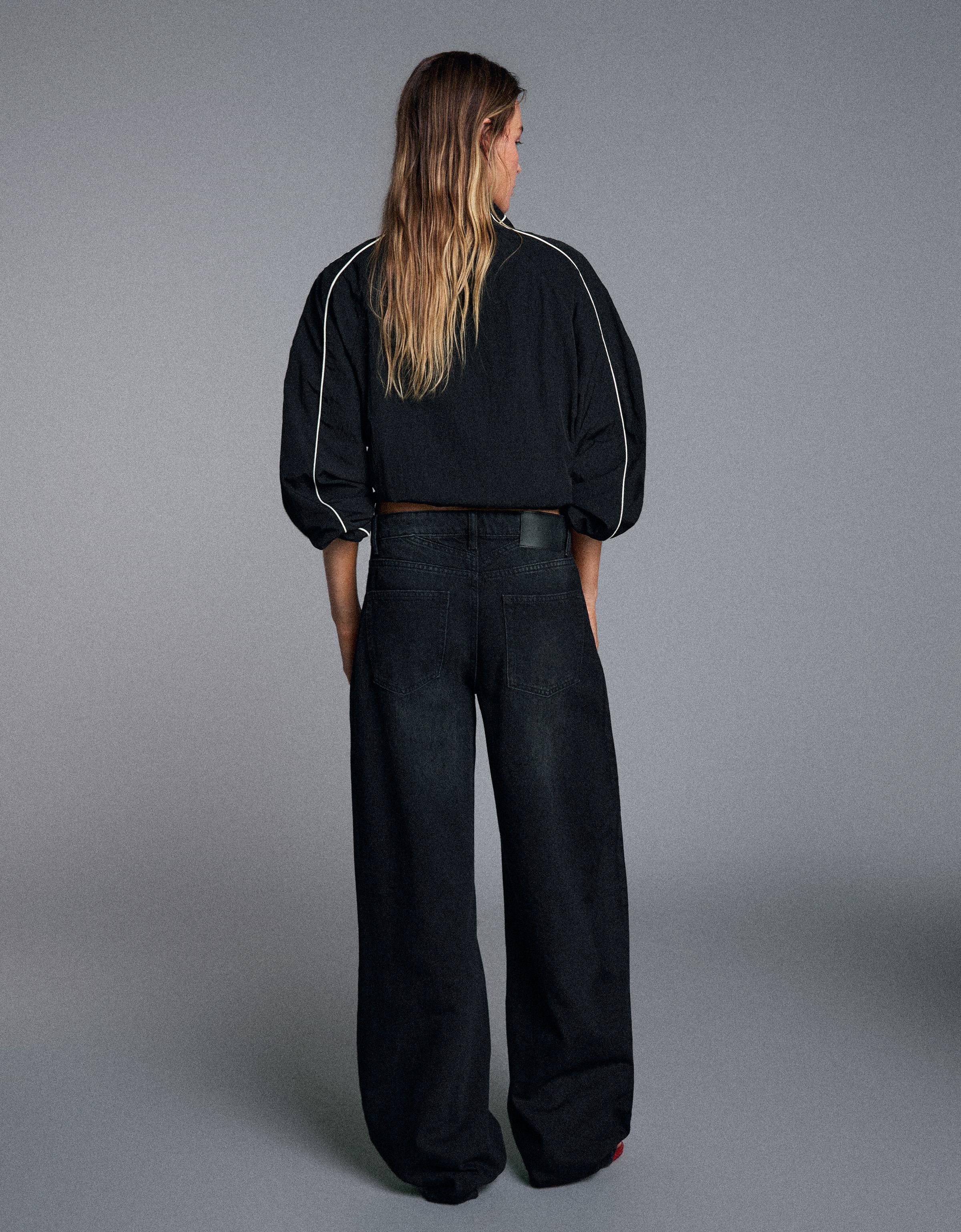 High-waist barrel jeans — Black