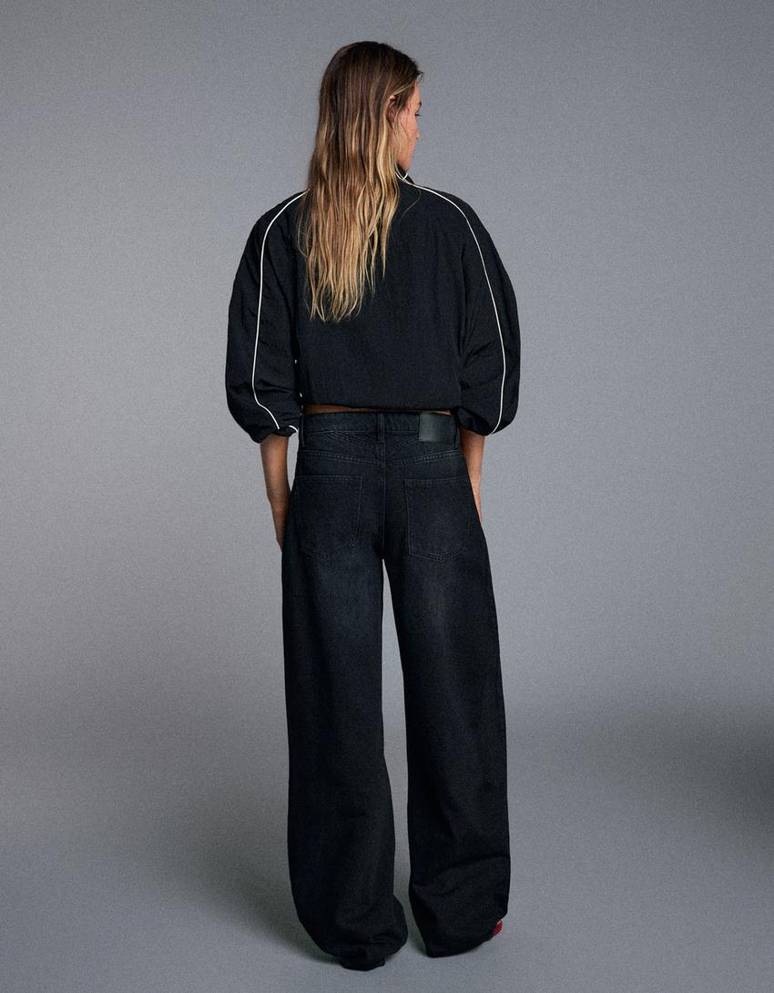 High-waist barrel jeans-Black