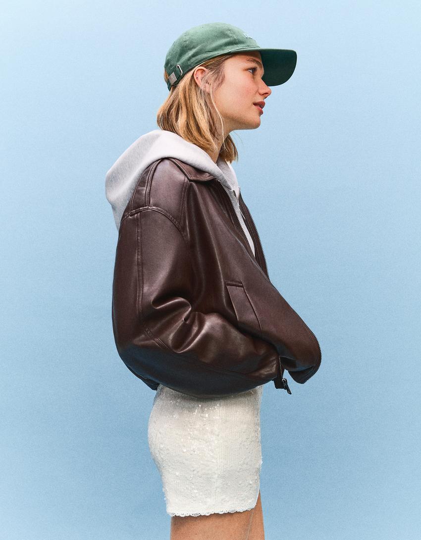 Minirock aus Spitze mit Pailletten-Weiss