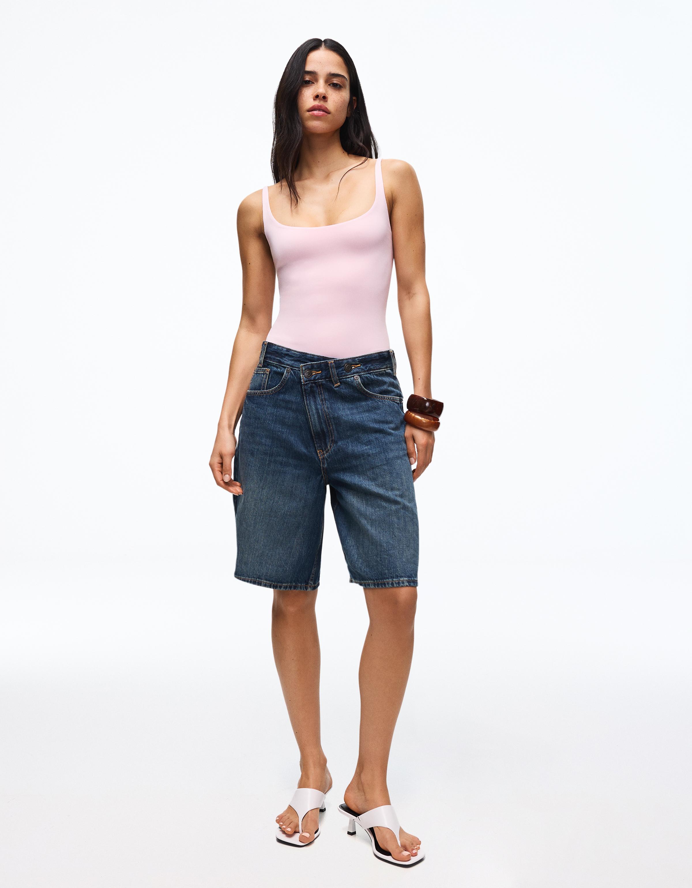 Round neck strappy bodysuit — Pink