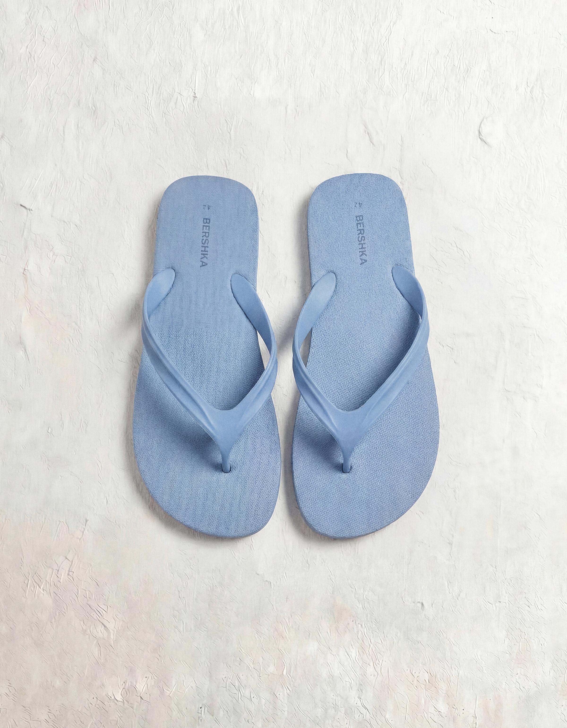 BASIC THONG SANDALS — BLUE
