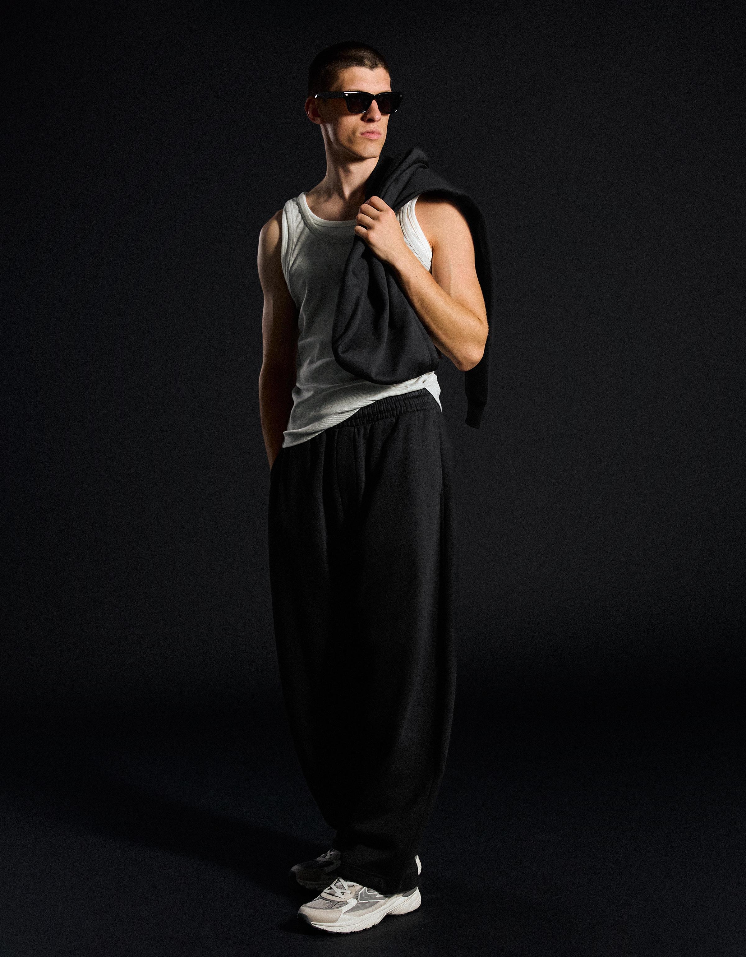 Technical balloon trousers — Black