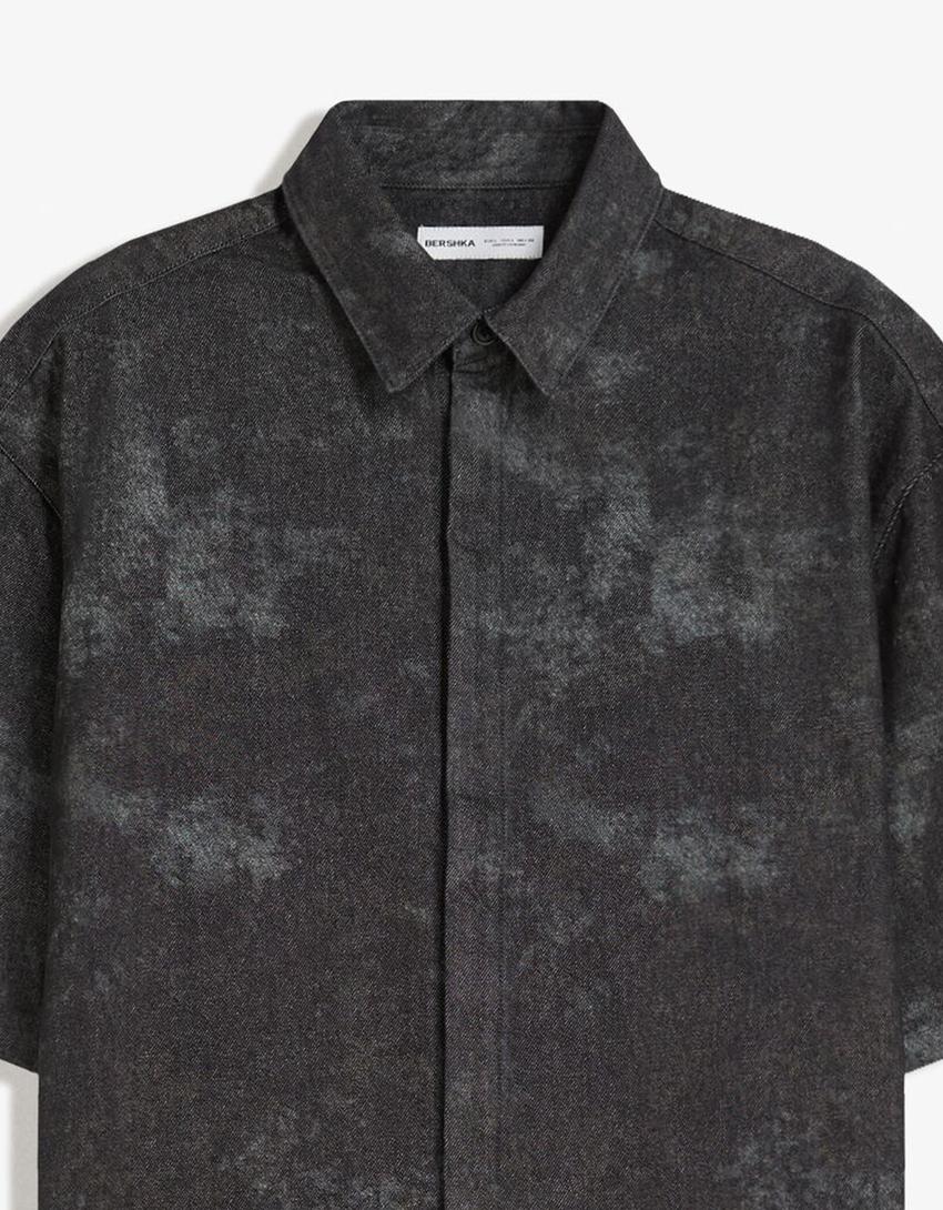 Chemise à manches courtes Boxy fit imprimée-Noir