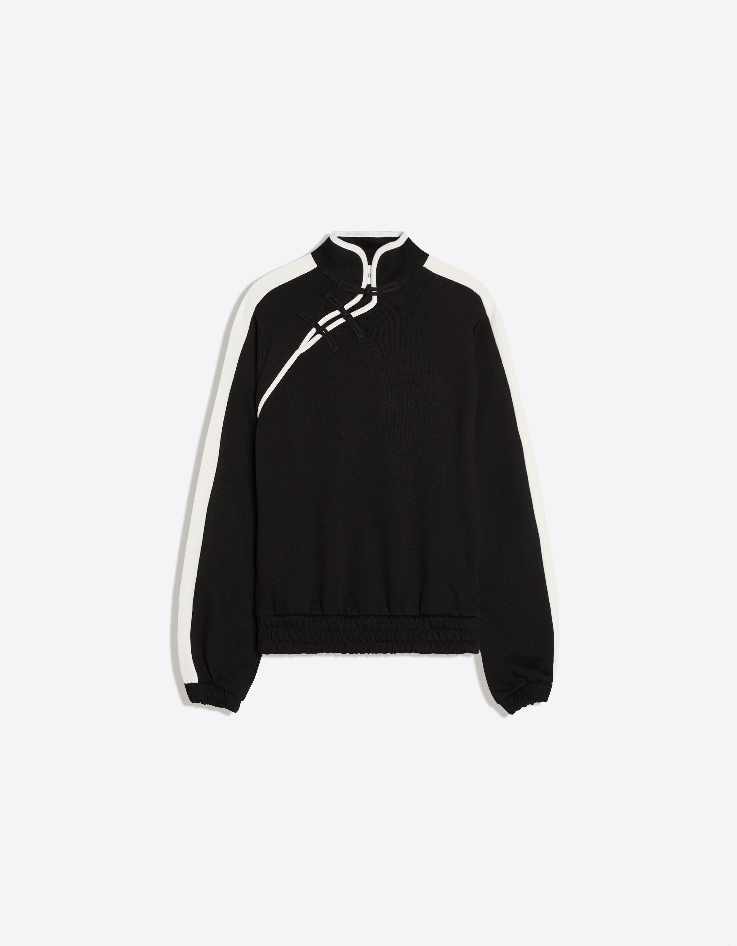 Long sleeve stand collar sweatshirt with clasps — Black