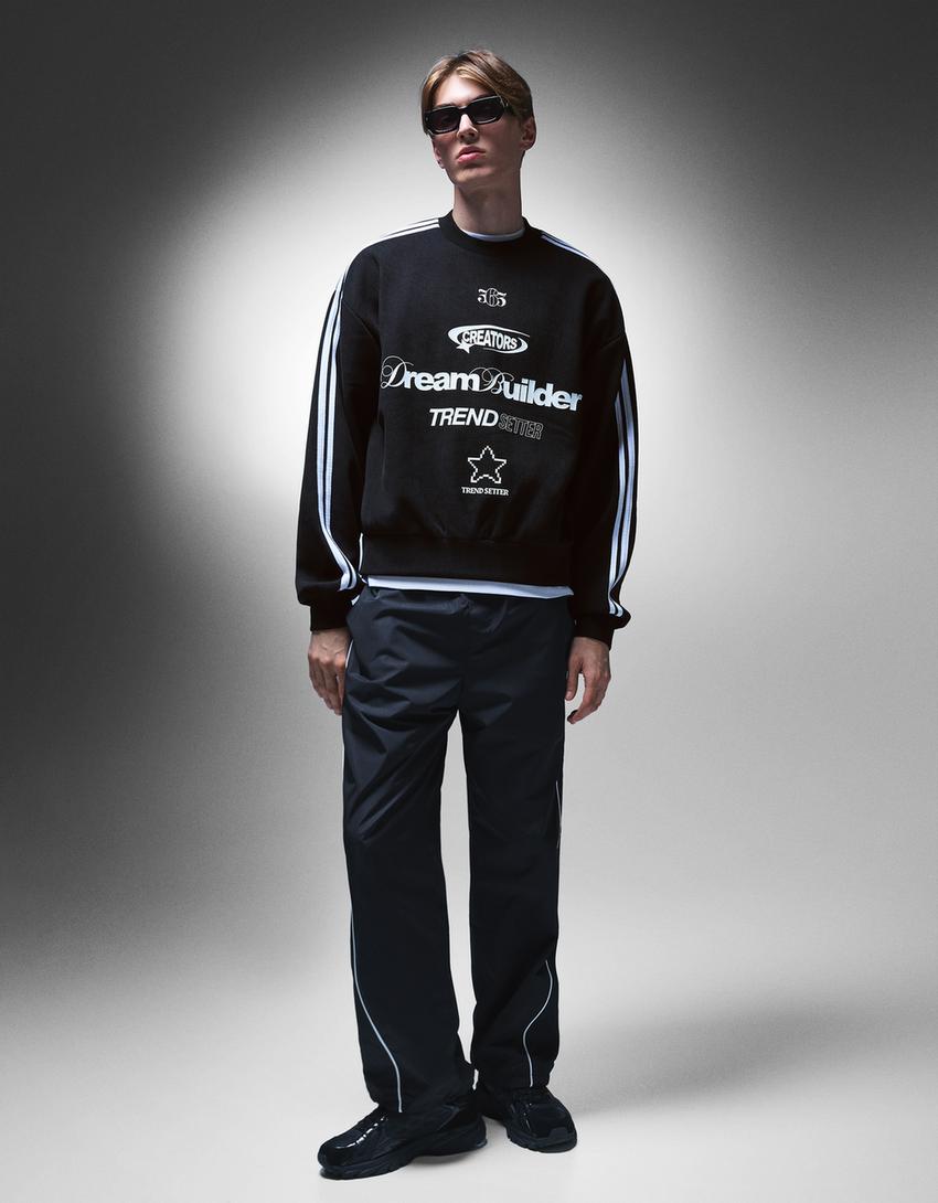 Sweatshirt microcorduroy estampado-Preto