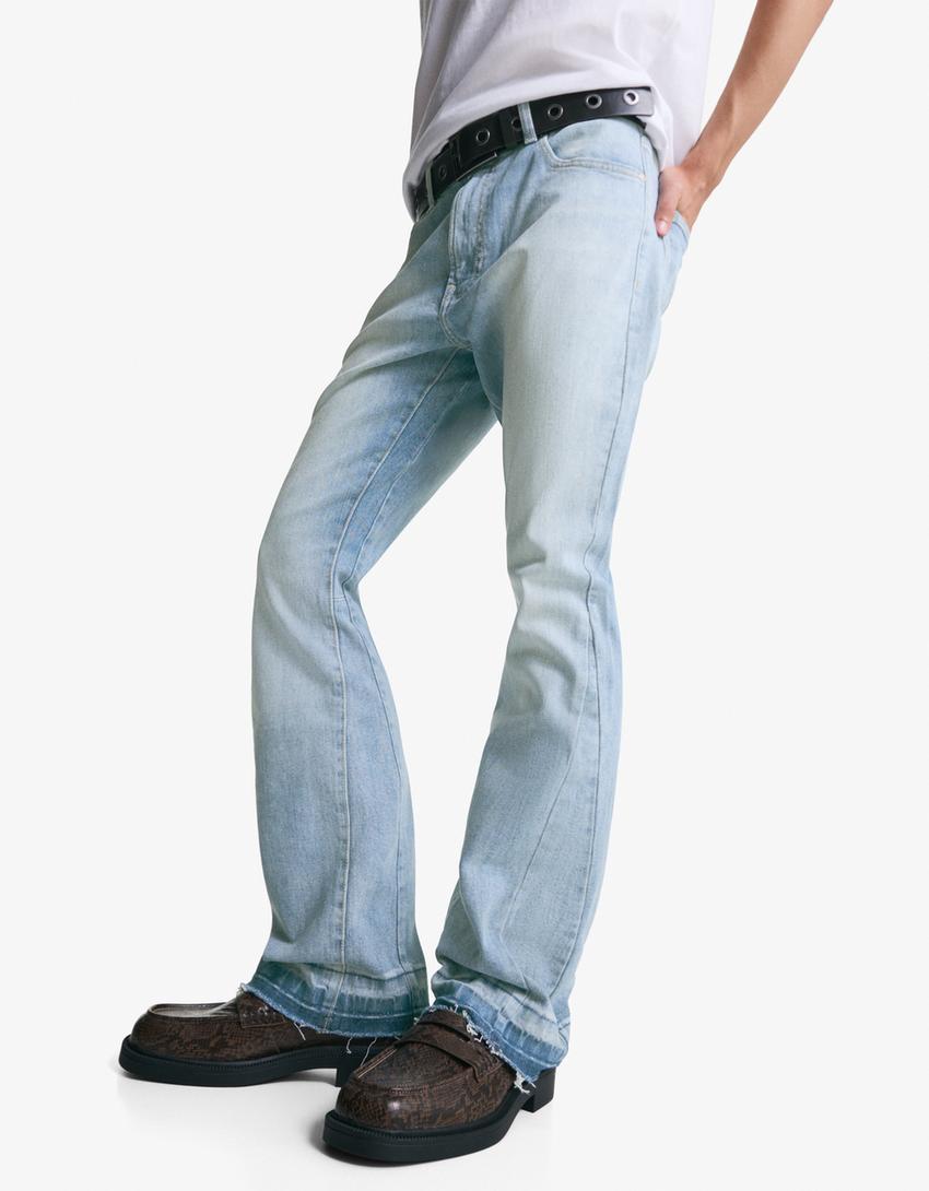 Comfort flared jeans-Gewassen blauw