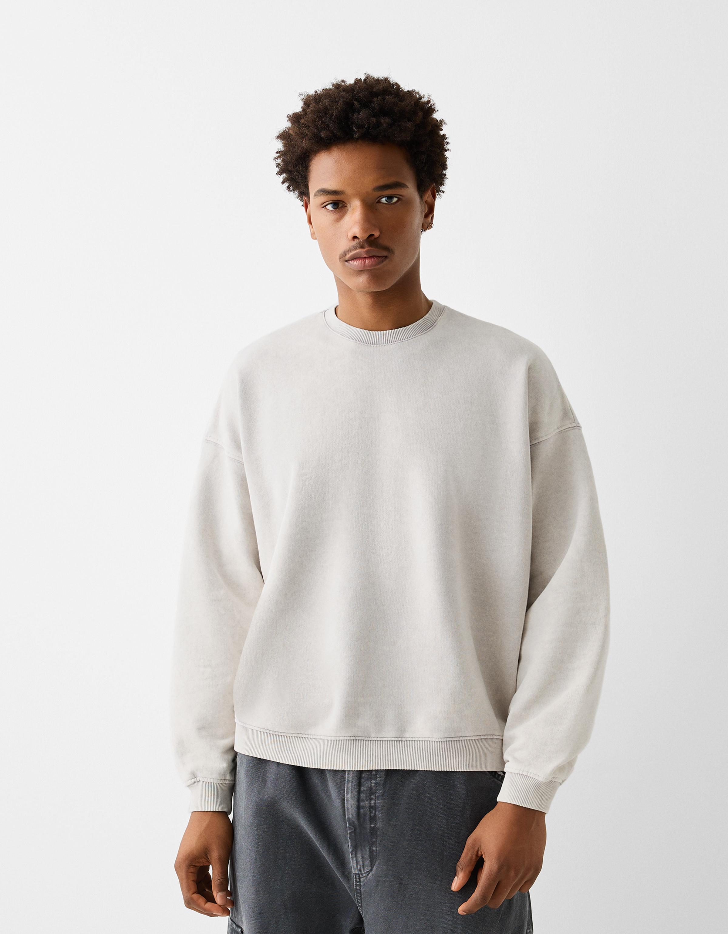 Washed-effect sweatshirt - Men | Bershka