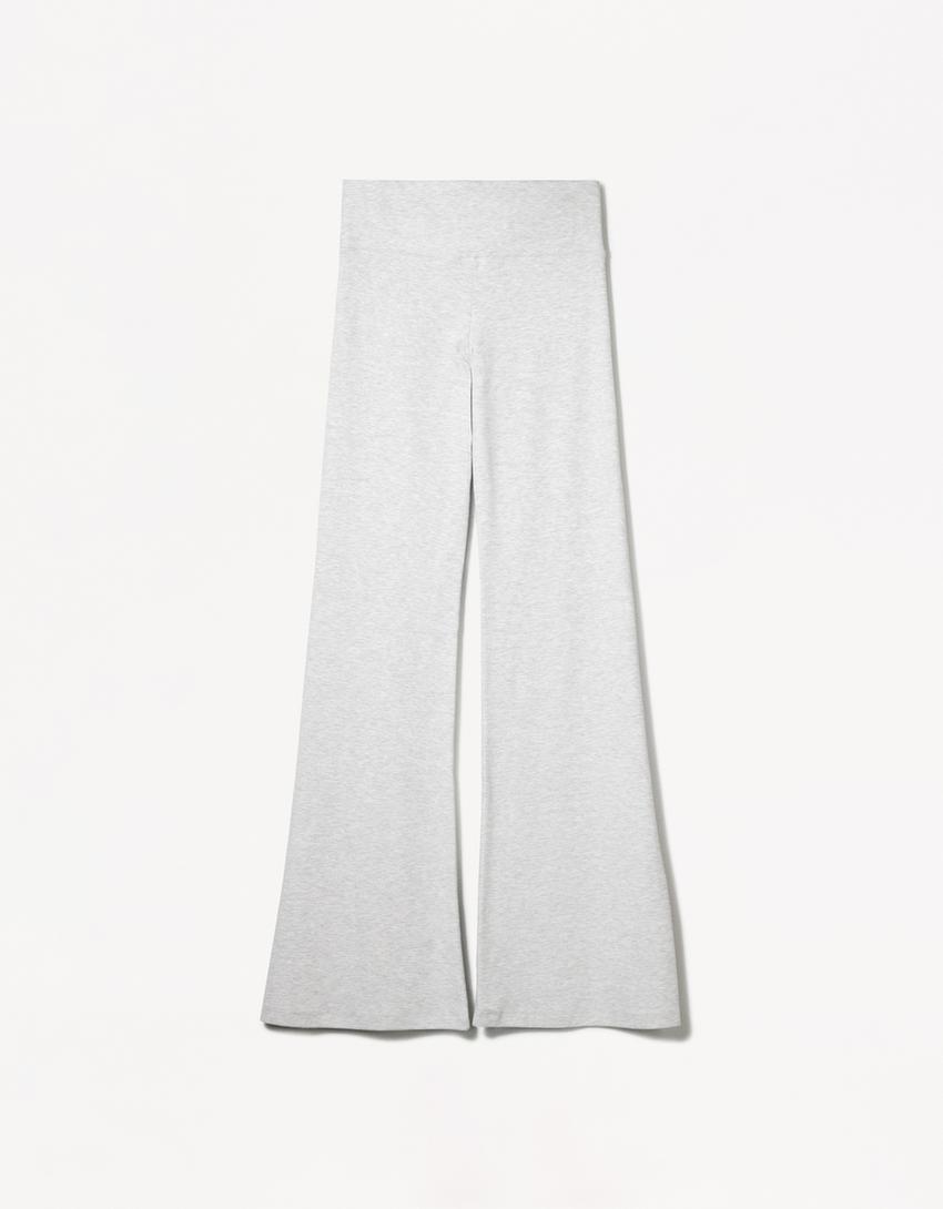 Pantalón flare-Gris