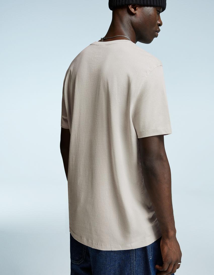 Basic short-sleeved T-shirt-Stone-1