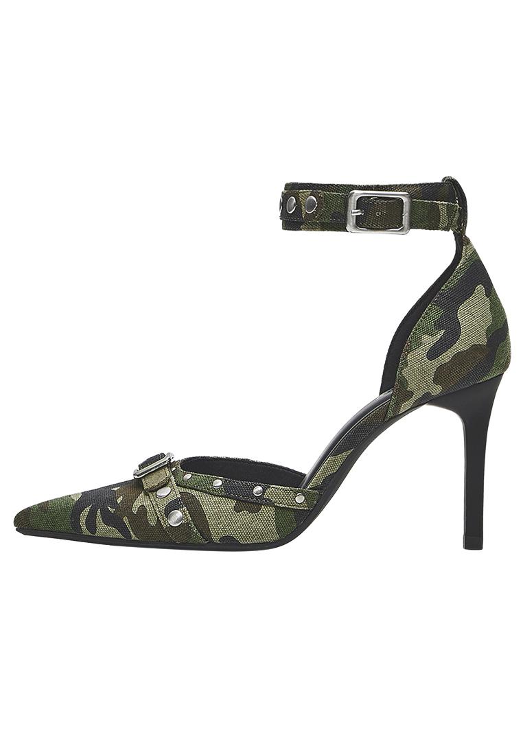 Ankle-strap heeled shoes with buckle detail — Camouflage