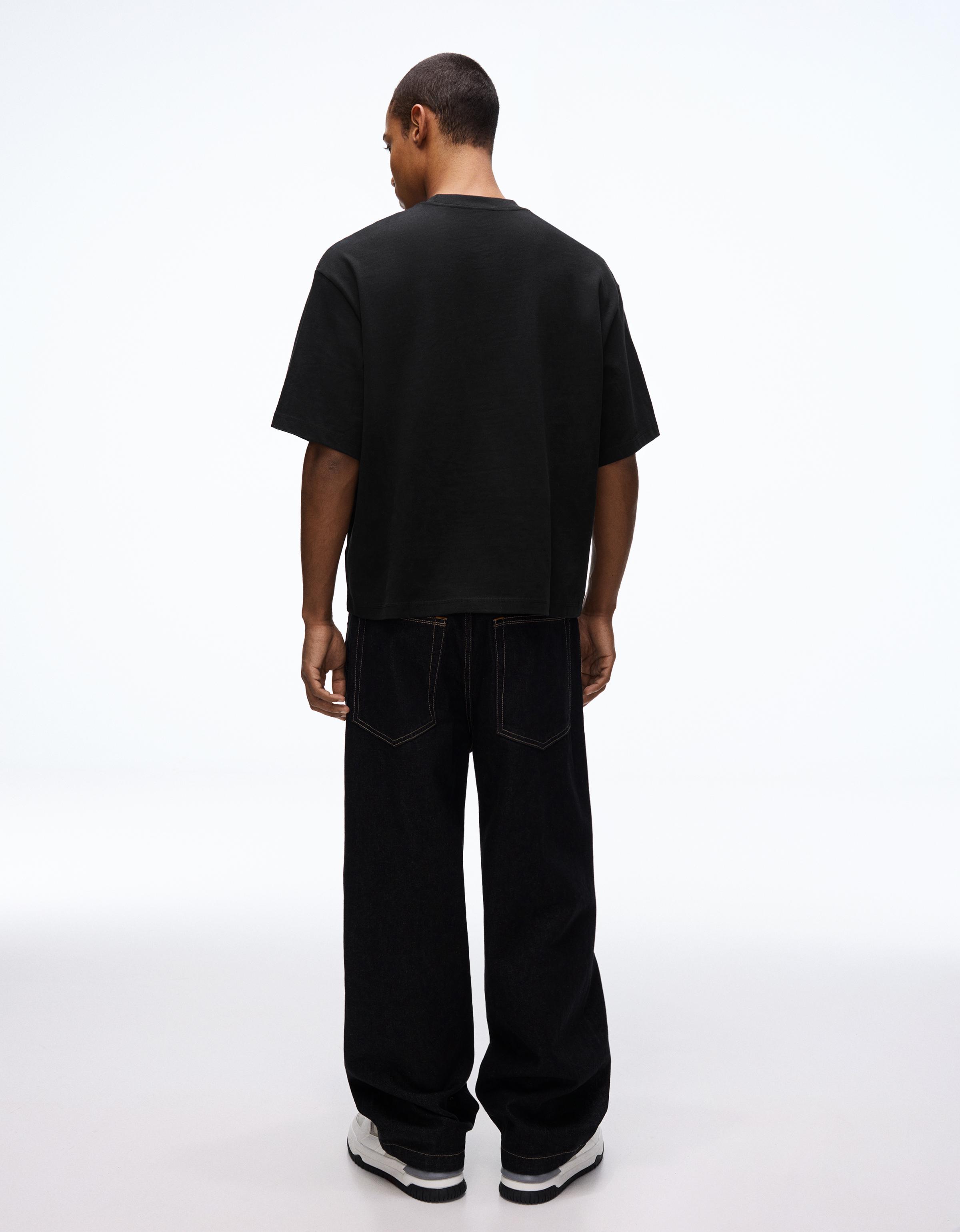 Kısa kollu boxy fit tişört - Görsel 31