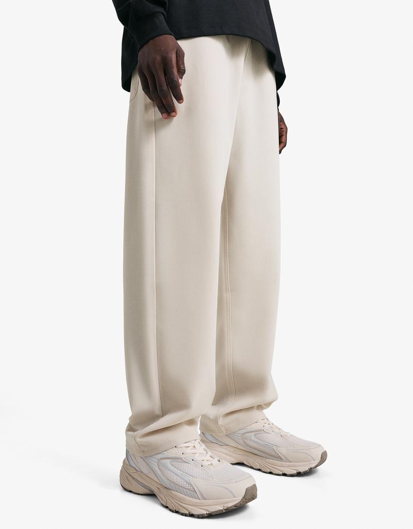 Pantalón straight jogger tailoring-Crudo