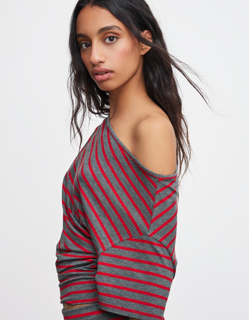 Camiseta manga corta asimétrica-Rojo