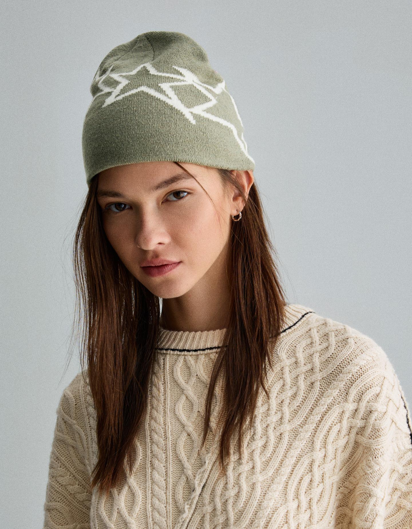 Bershka czapka beanie w stylu skater zielony