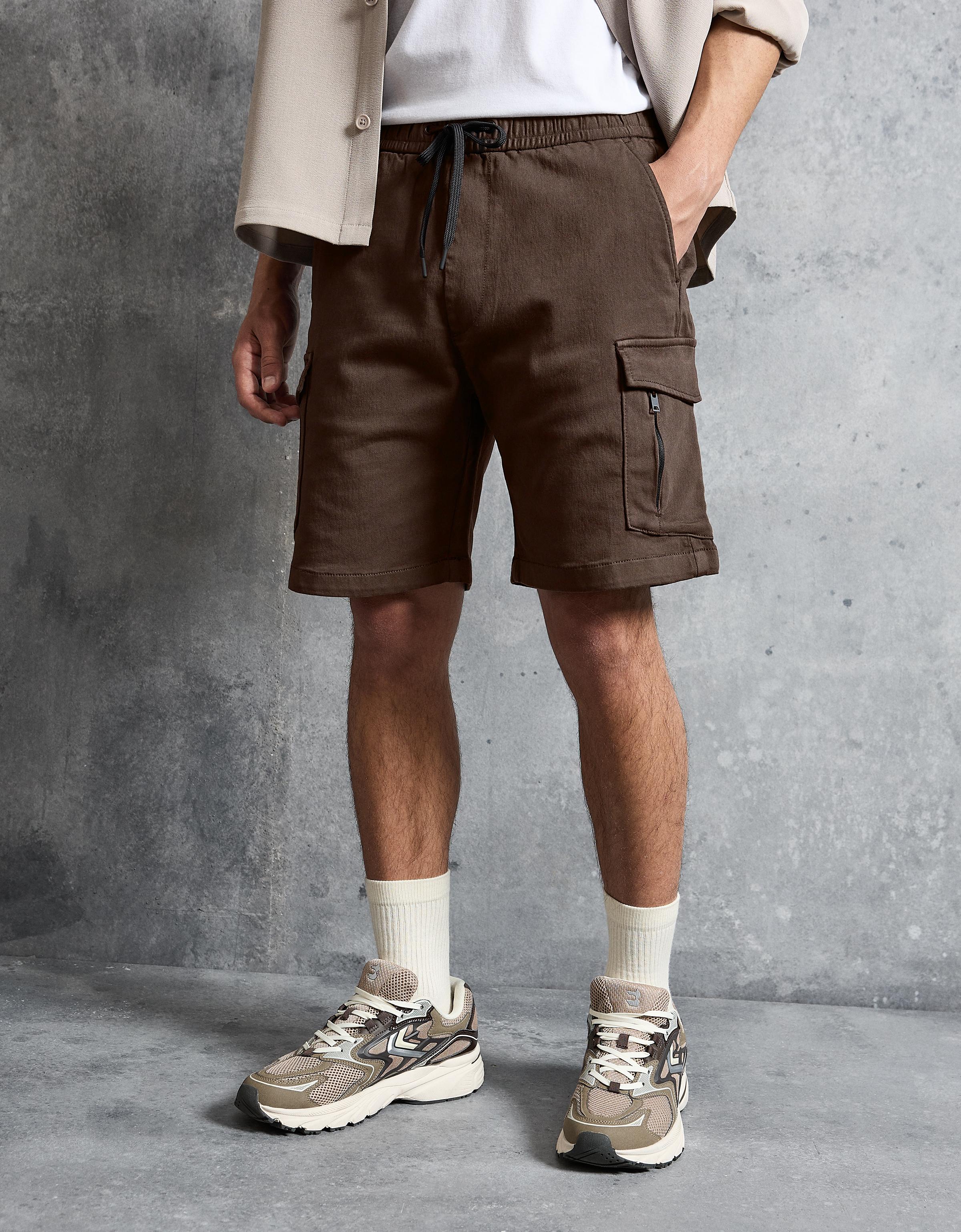 Regular fit cargo Bermuda shorts — Brown