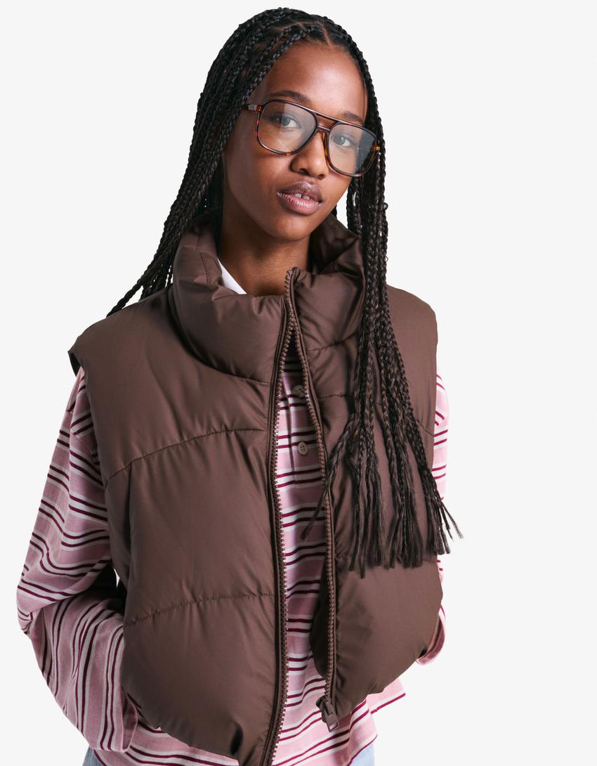 Colete cropped acolchoado-Marrom-1