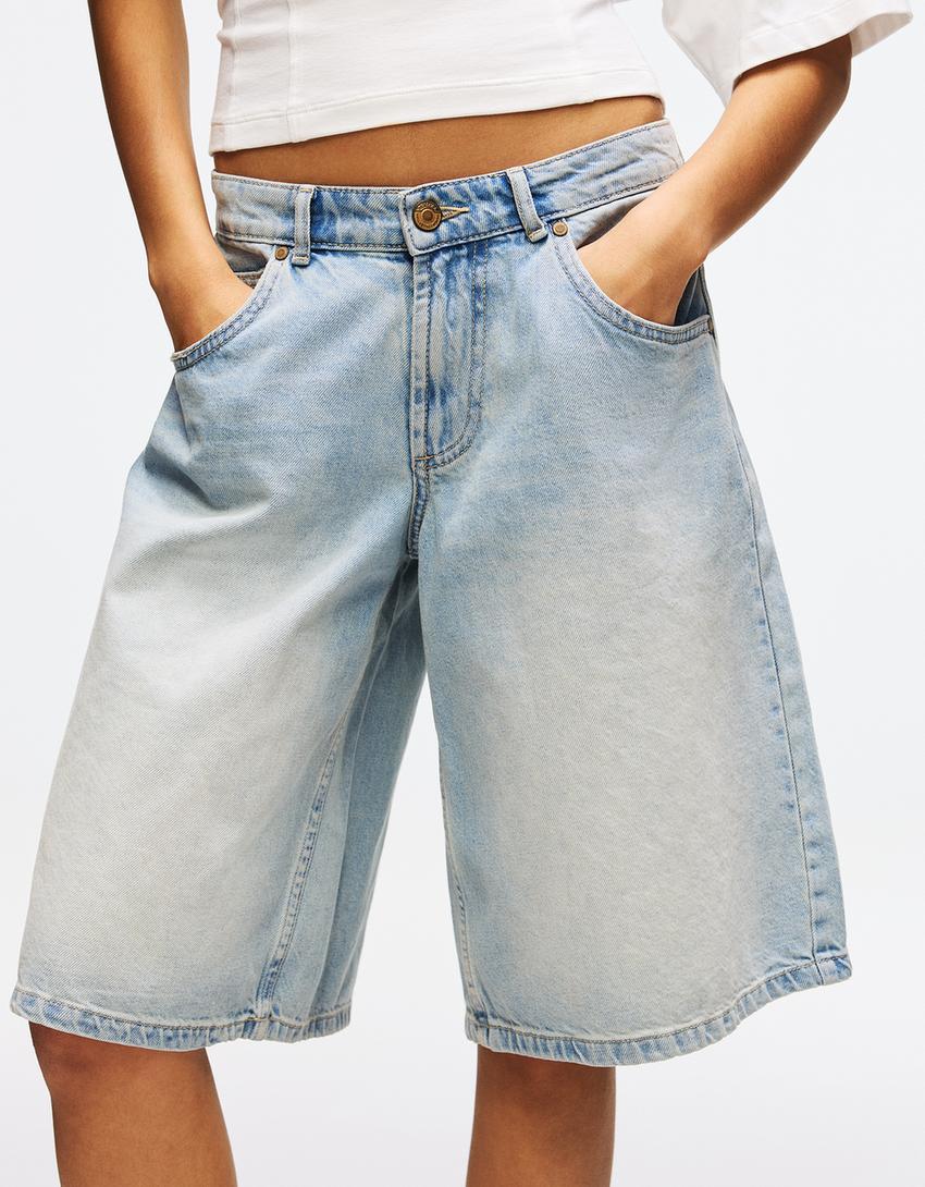 Jortsy o kroju baggy-Wyblakły niebieski