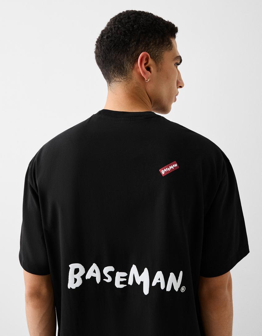 تيشرت بقصّة مريعة وأكمام قصيرة وطبعة Gary Baseman-أسود-2