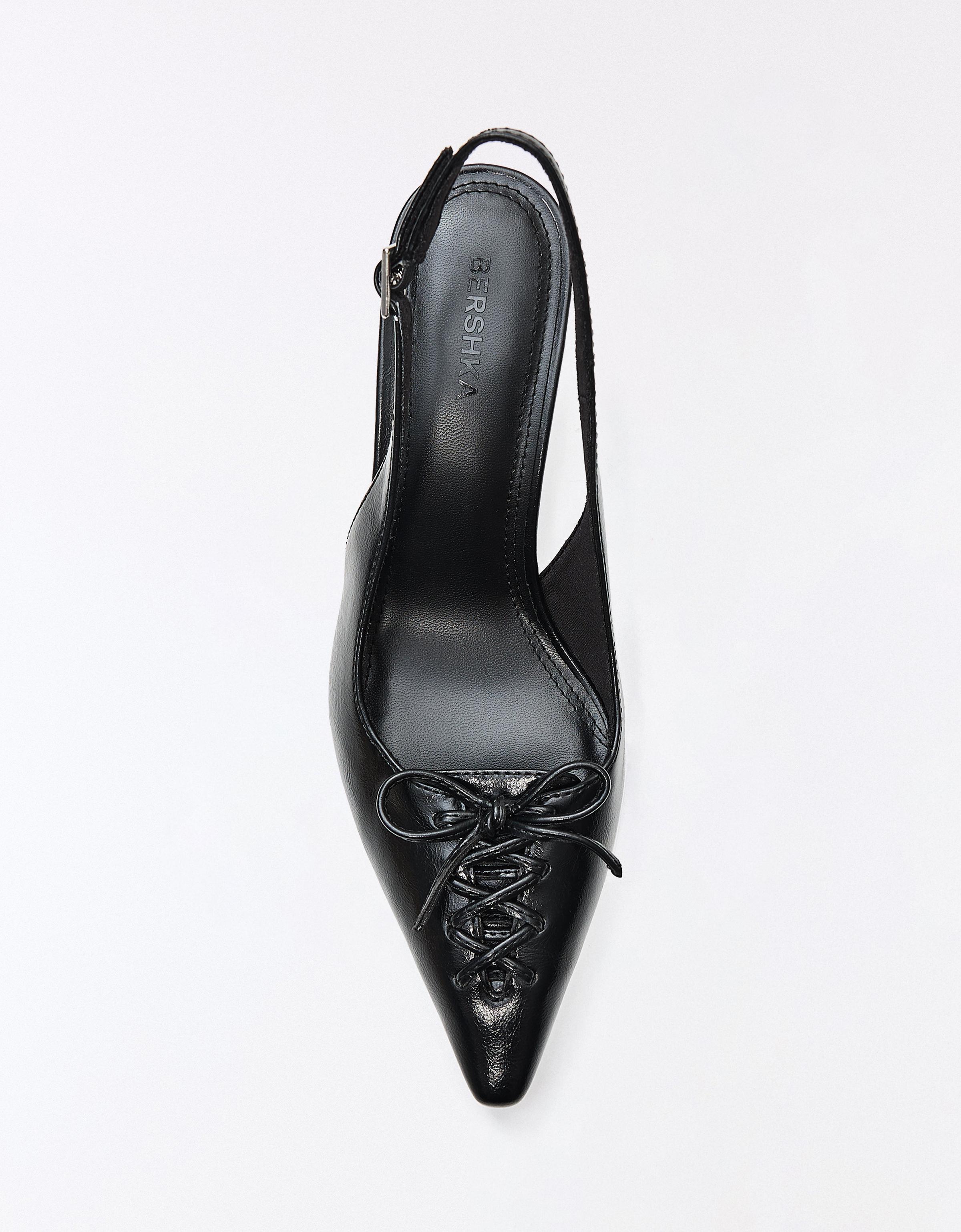 KITTEN HEEL CORSET SHOES — BLACK