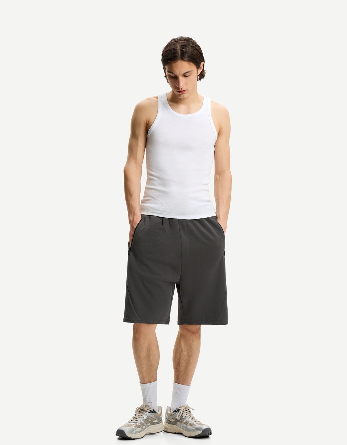 برمودا شورت تقني