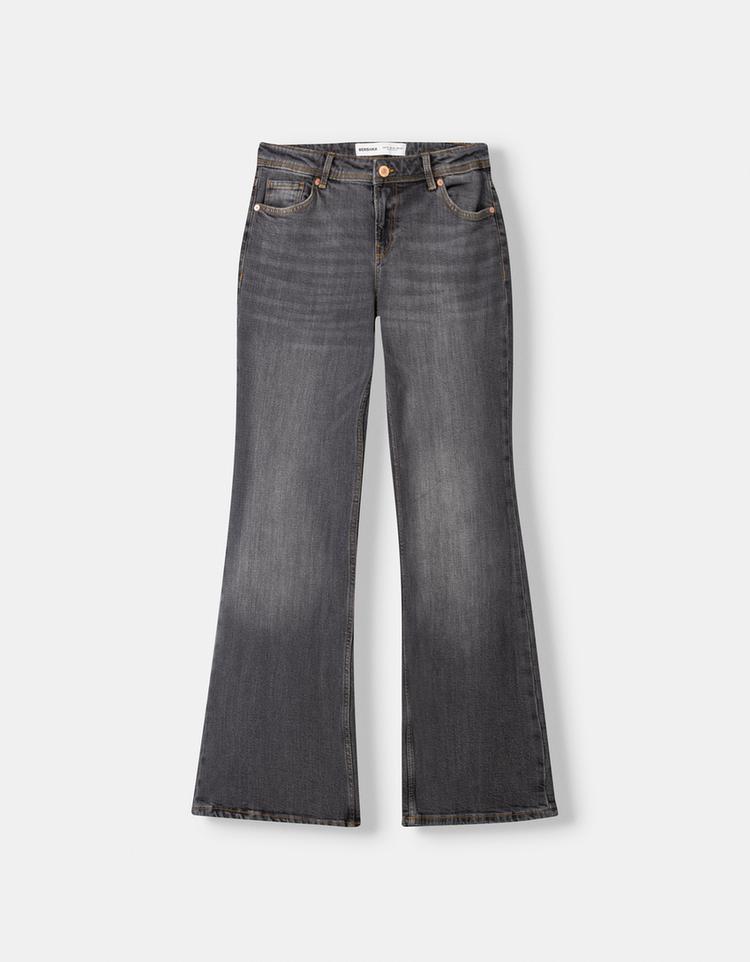 Low waist boot-cut jeans