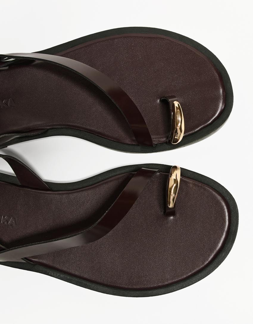 Metalik detaylı düz sandalet-Kızıl kahverengi-3