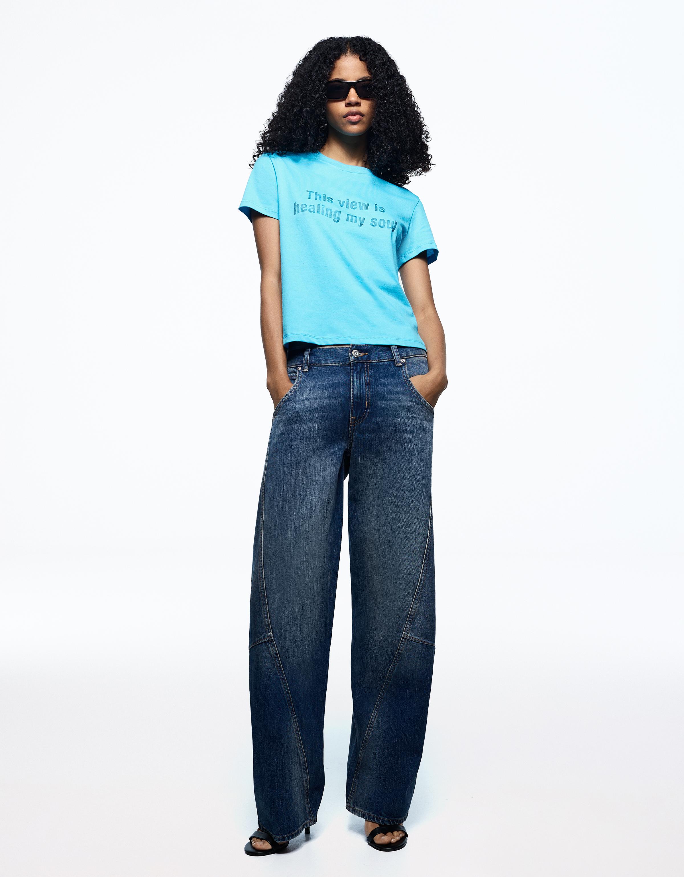 Low-rise barrel jeans