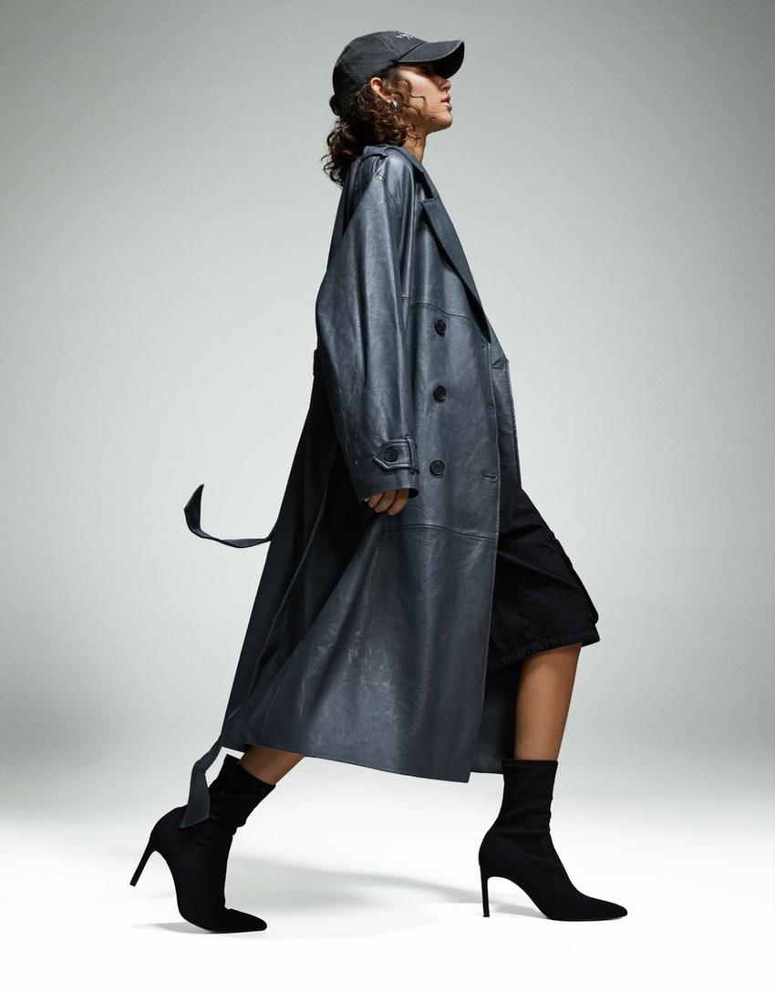 Stivaletti aderenti tacco-Nero