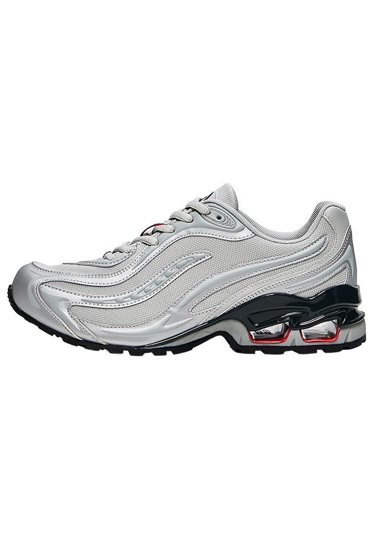 TECHNICAL TRAINERS — Multicolored