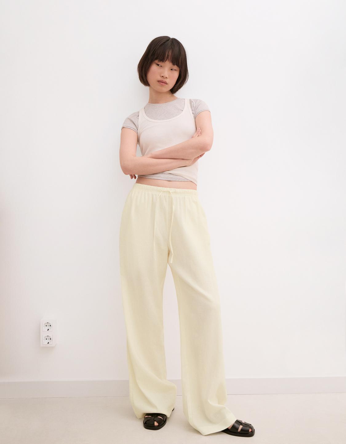 Linen blend trousers with an elasticated waistband