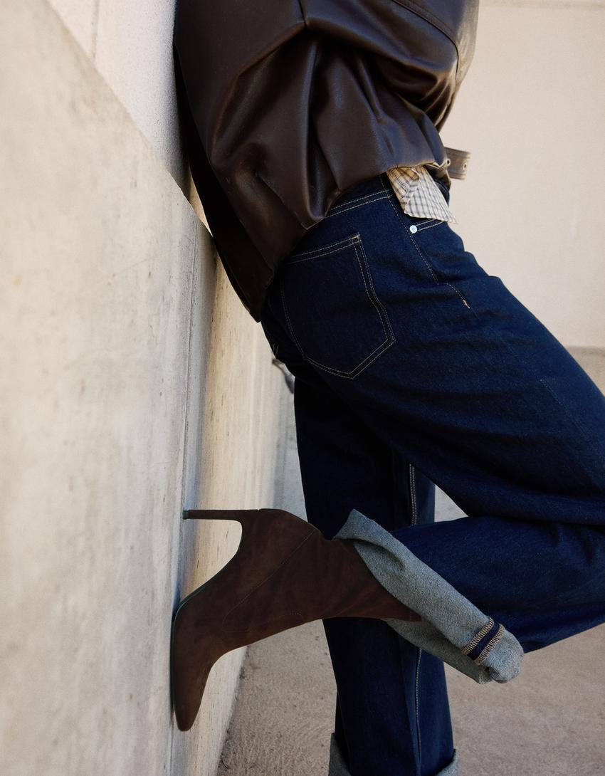 Stretch-Stiefeletten mit Absatz-Braun