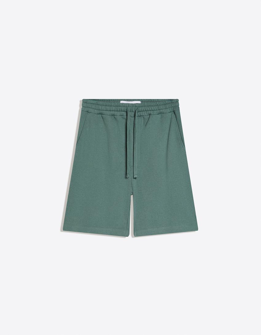 T-shirt and Bermuda shorts set-T-shirt and Bermuda shorts set