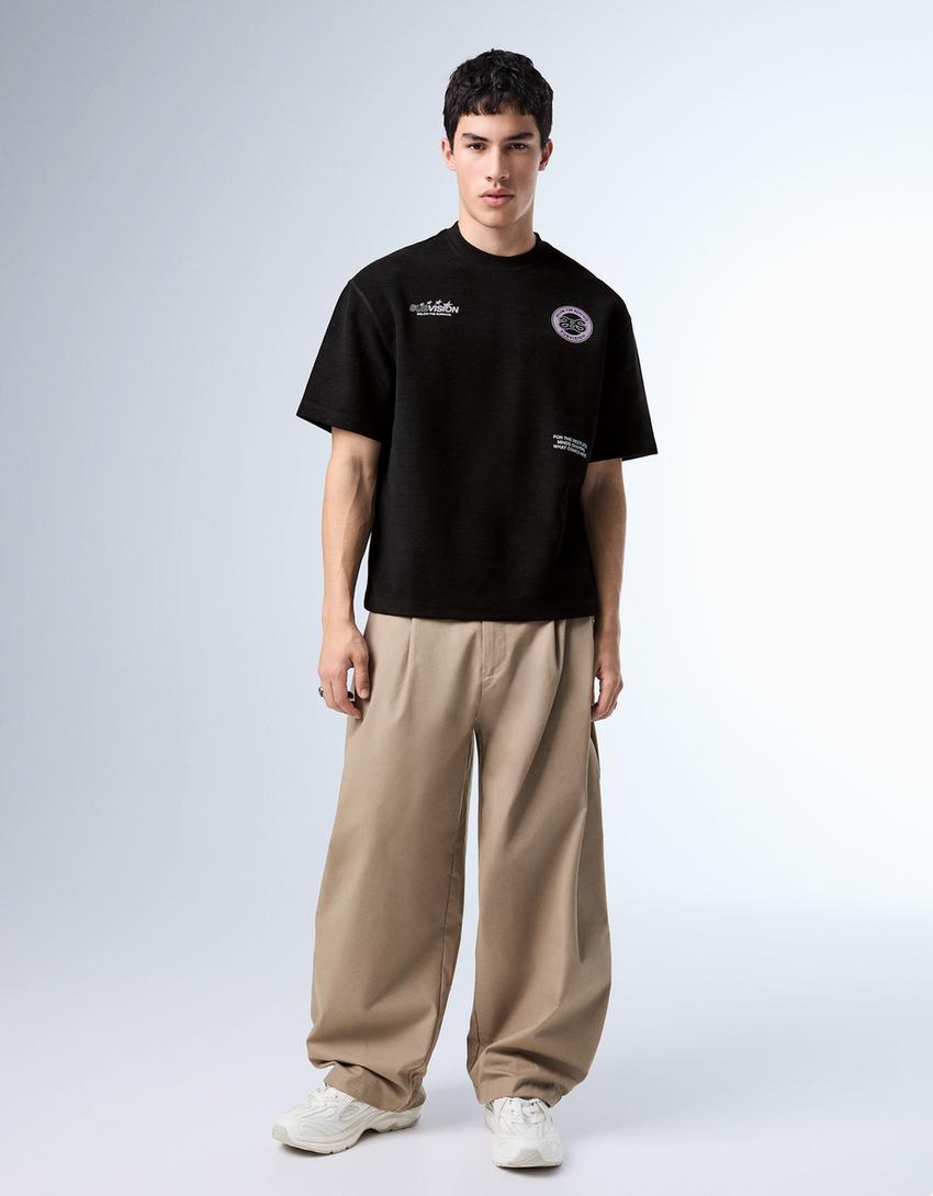 Camiseta felpa print-Negro