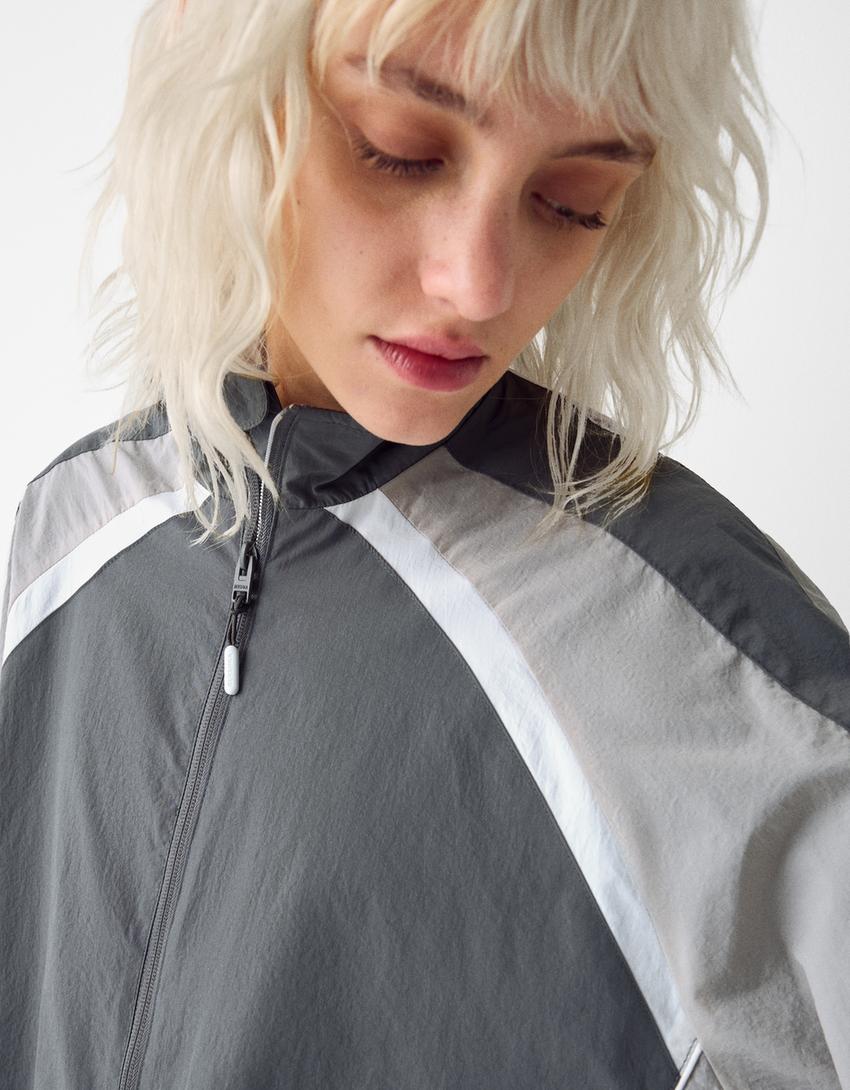 جاكيت تقني بكتل لونية-رمادي داكن-6