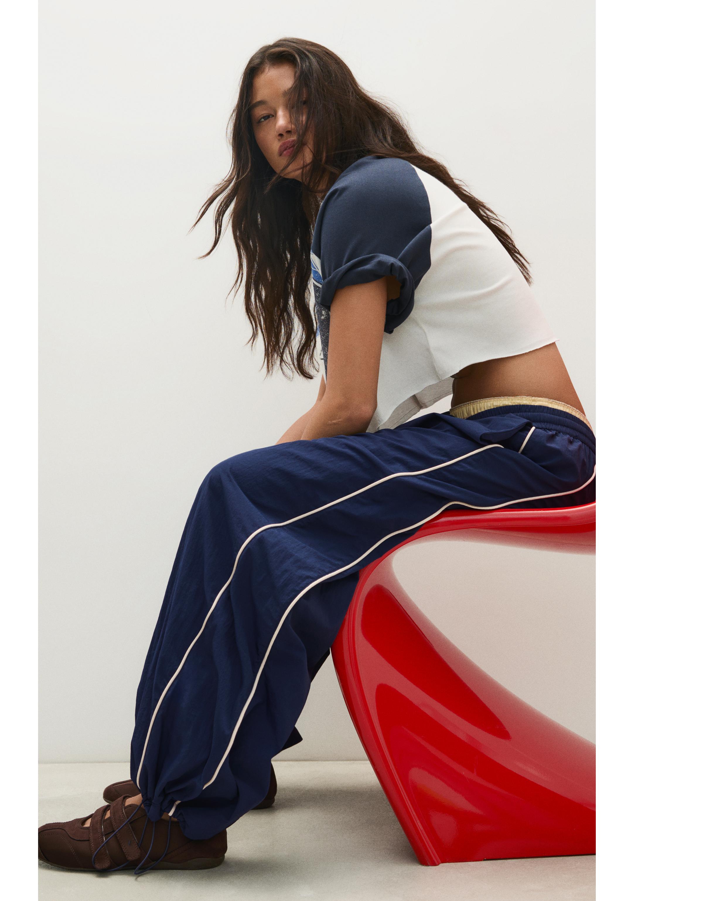 Technical parachute trousers — Navy