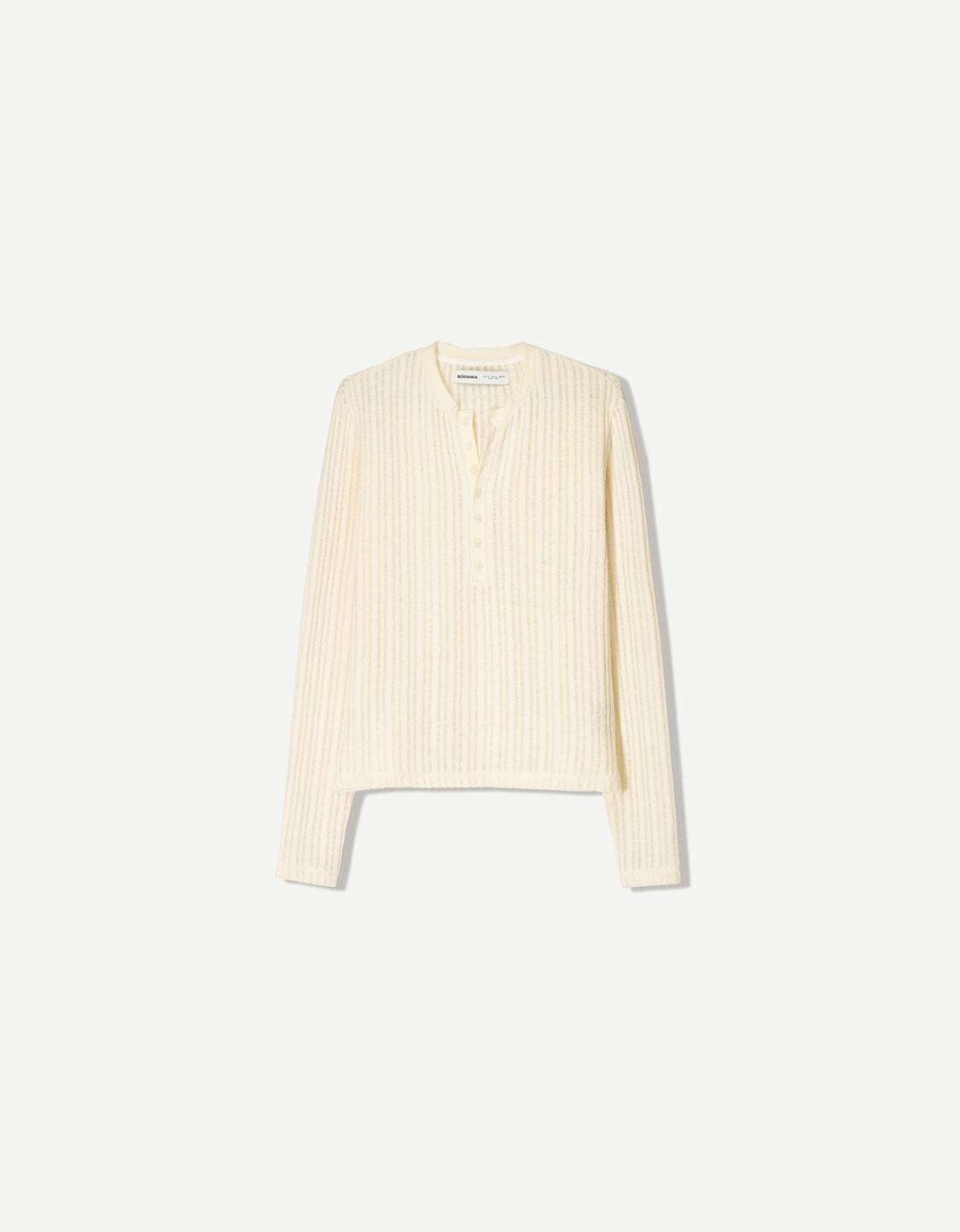 Openwork sweater with buttons