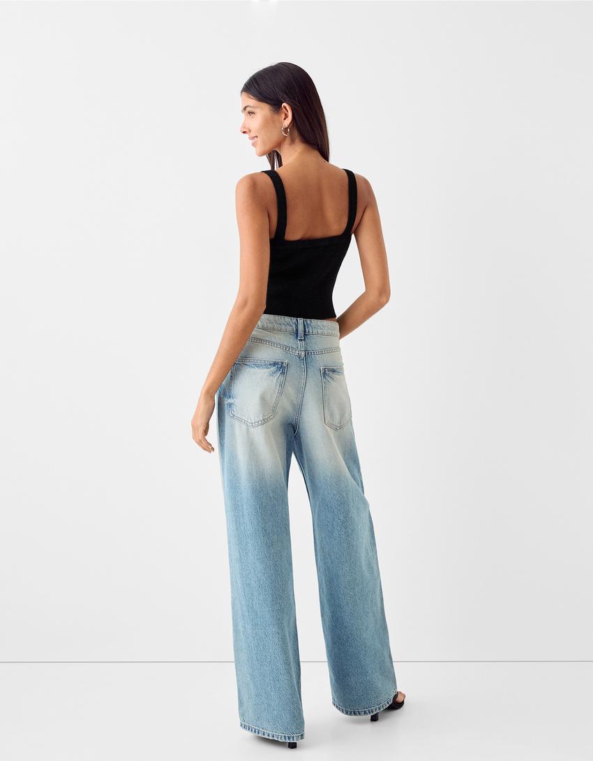 تيشرت بدون أكمام وبزهور-أسود-1