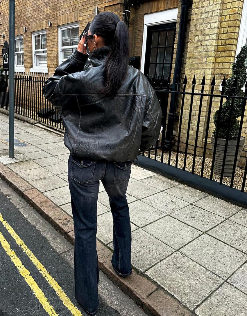 Boot-cut jeans with flaps-Black